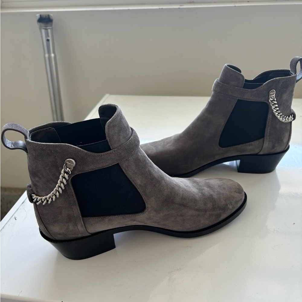 Ferragamo Chelsea boot - Picture 9 of 10
